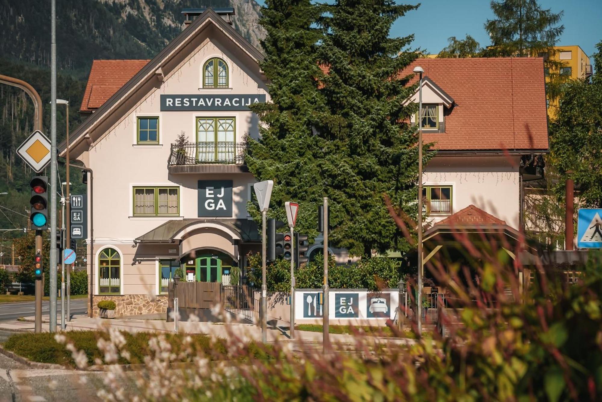 Guest House Ejga ゴレンスカ地方 エクステリア 写真